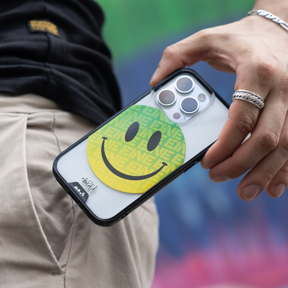 Green Smiley Protective Phone Case - Ben Eine MagSafe