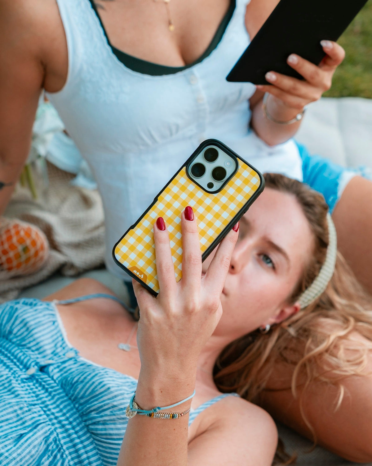 Dandelion Protective Phone Case - Picnic