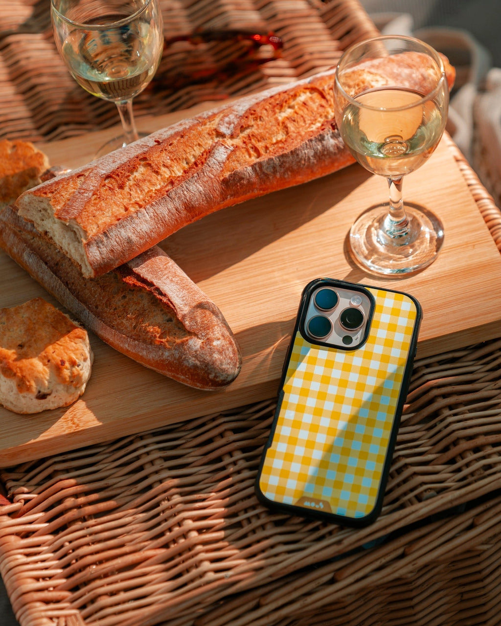 Dandelion Protective Phone Case - Picnic