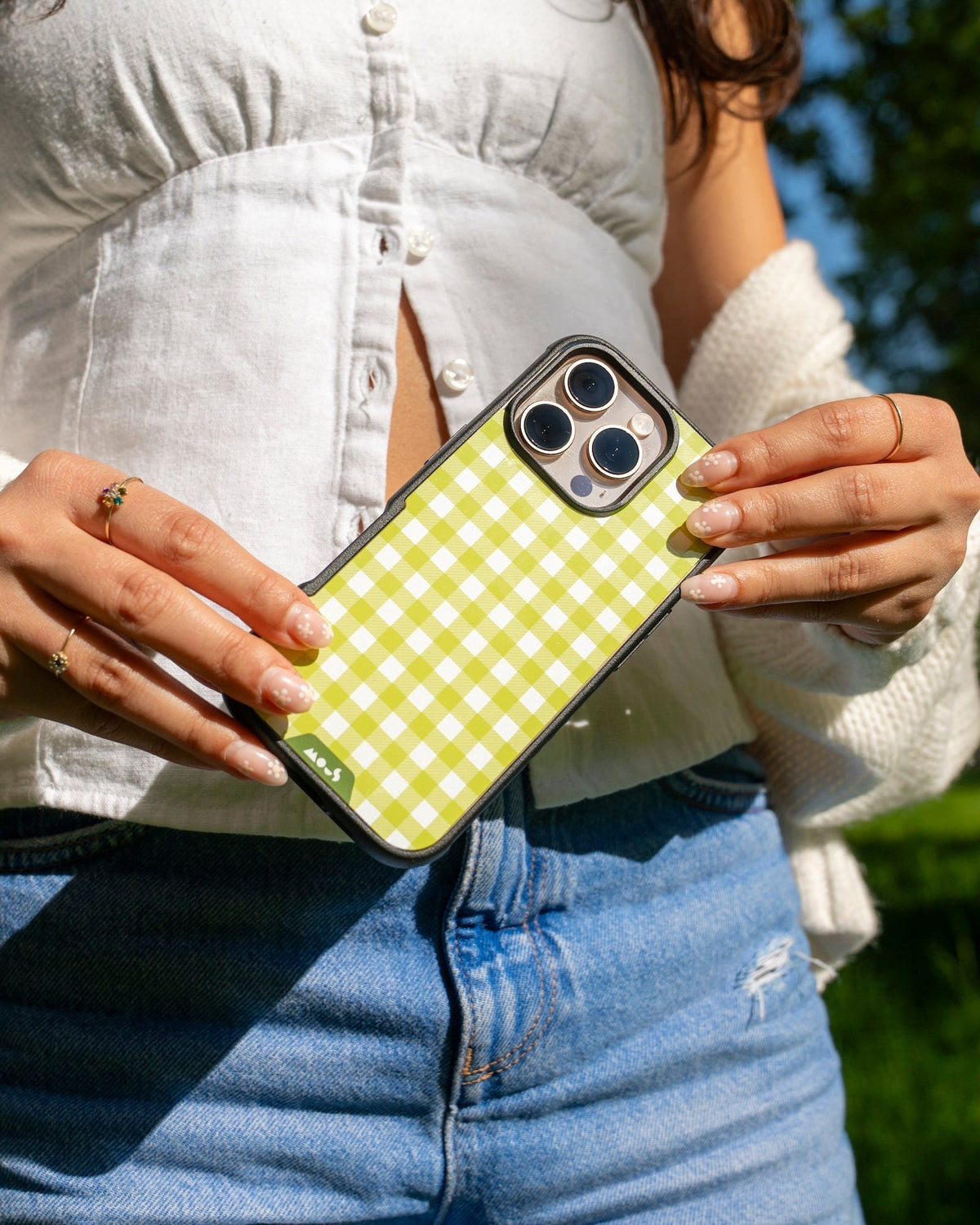 Meadow Protective Phone Case - Picnic MagSafe